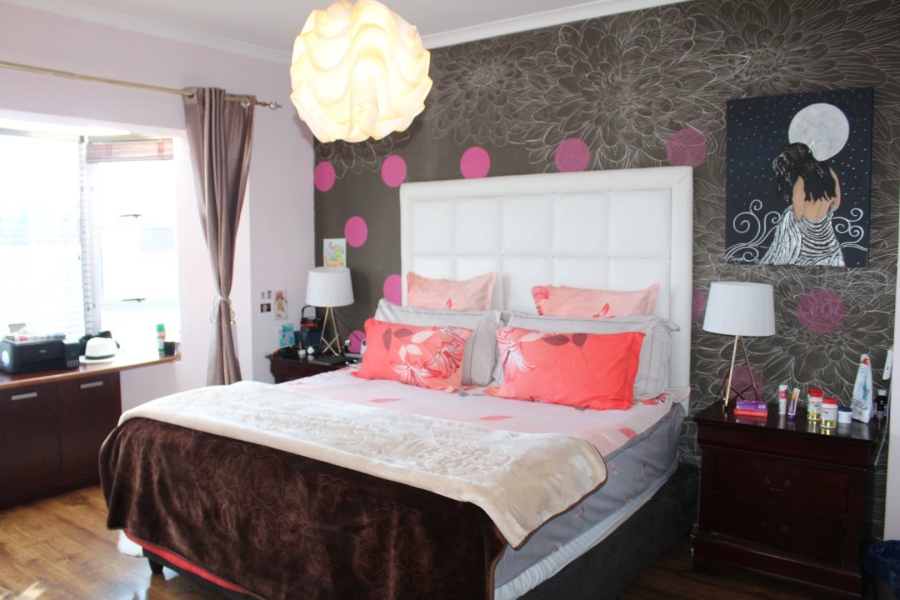 4 Bedroom Property for Sale in Soneike Western Cape
